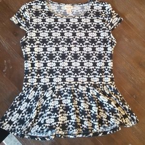 Mossimo aztec print peplum top